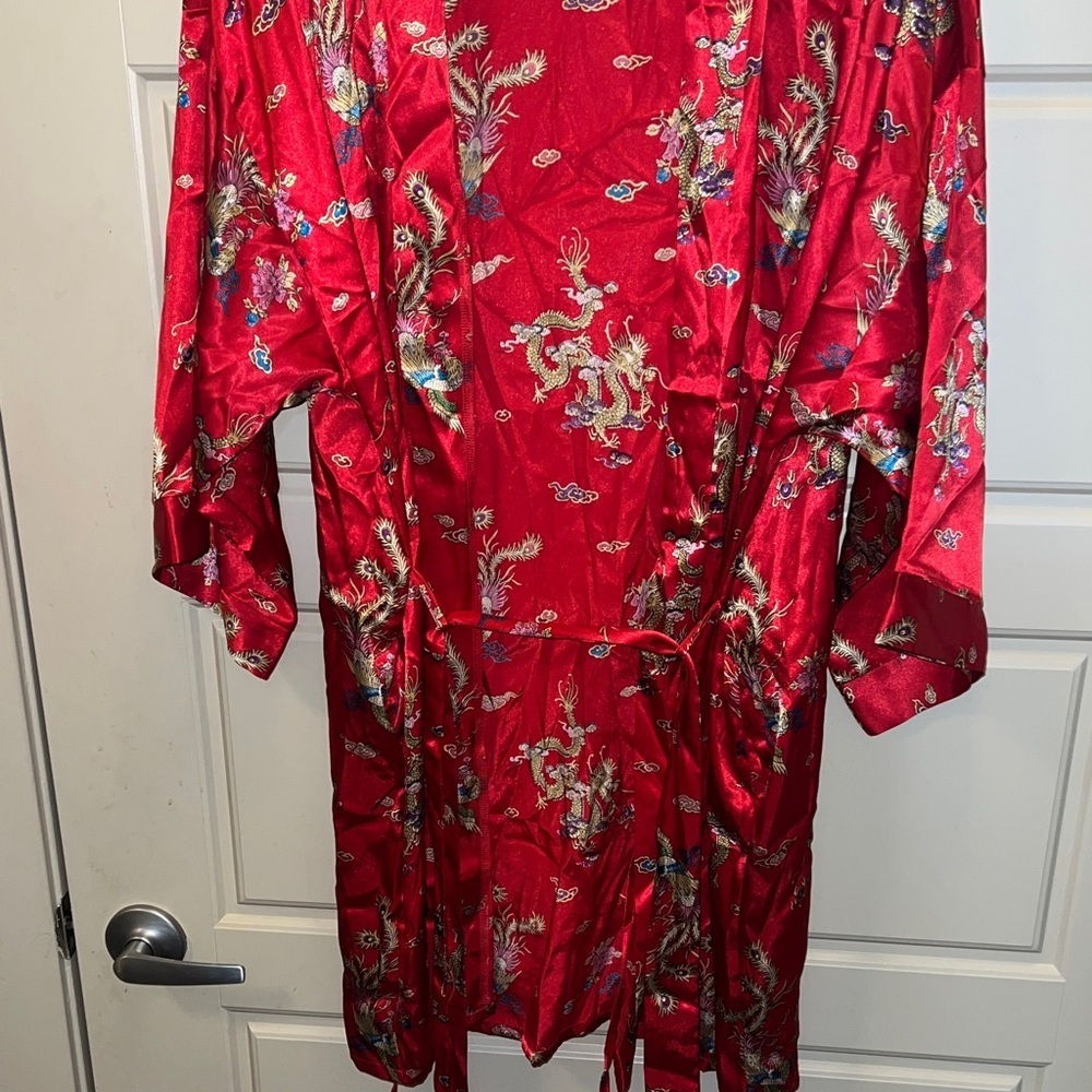 Frederick's Hollywood Red Silk kimono floral Robe vintage romantic - Picture 9 of 9